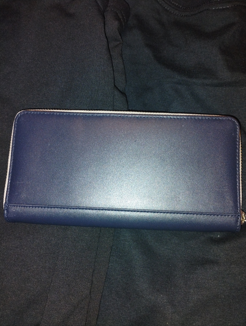 RADLEY LONDON Navy Zip-Around Leather Wallet with Gold Logo - Picture 2 of 5